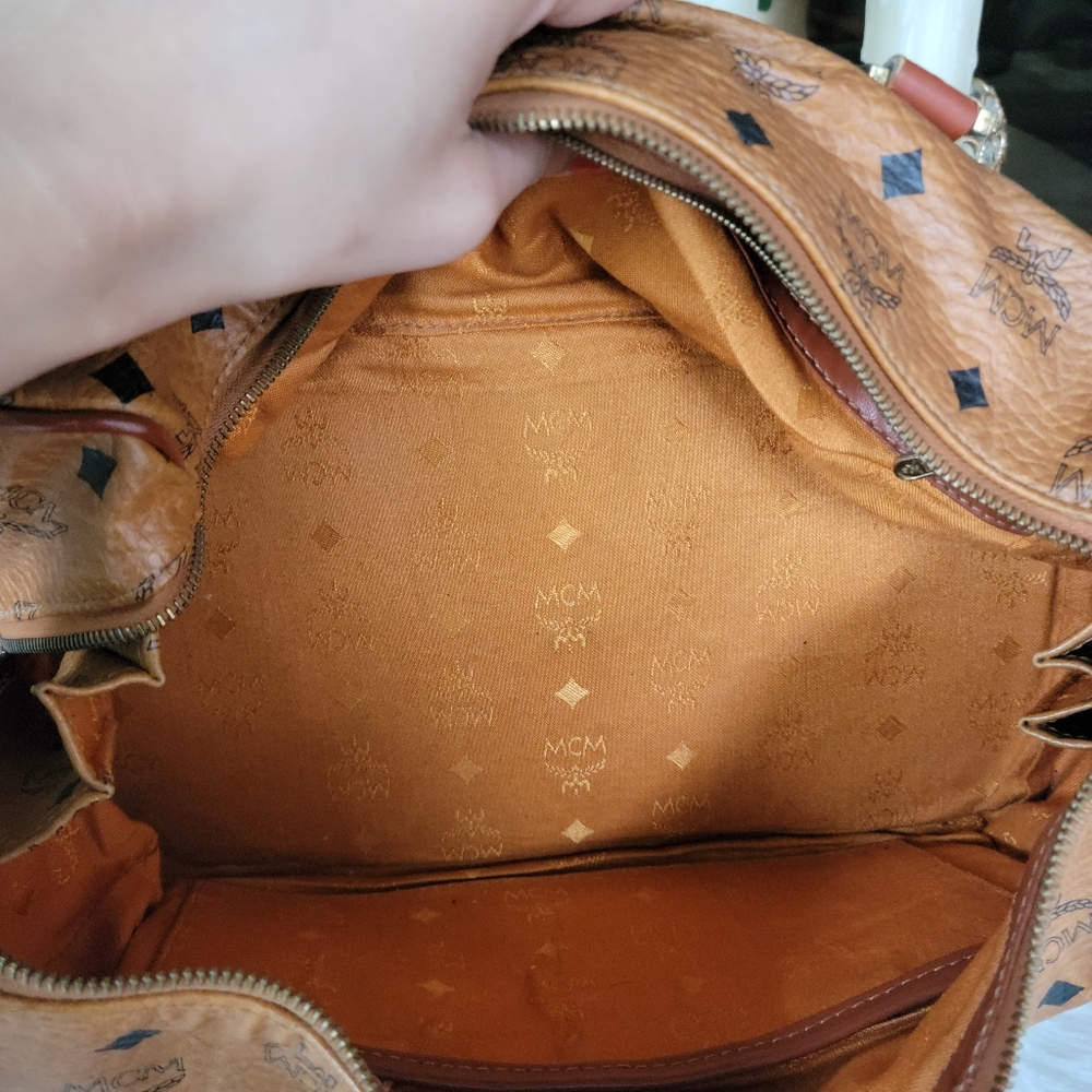 100% Authentic vintage MCM congnac Boston bag - Picture 9 of 15